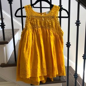 Sundance Mustard Yellow Crocheted/Eyelet Top.  EUC
